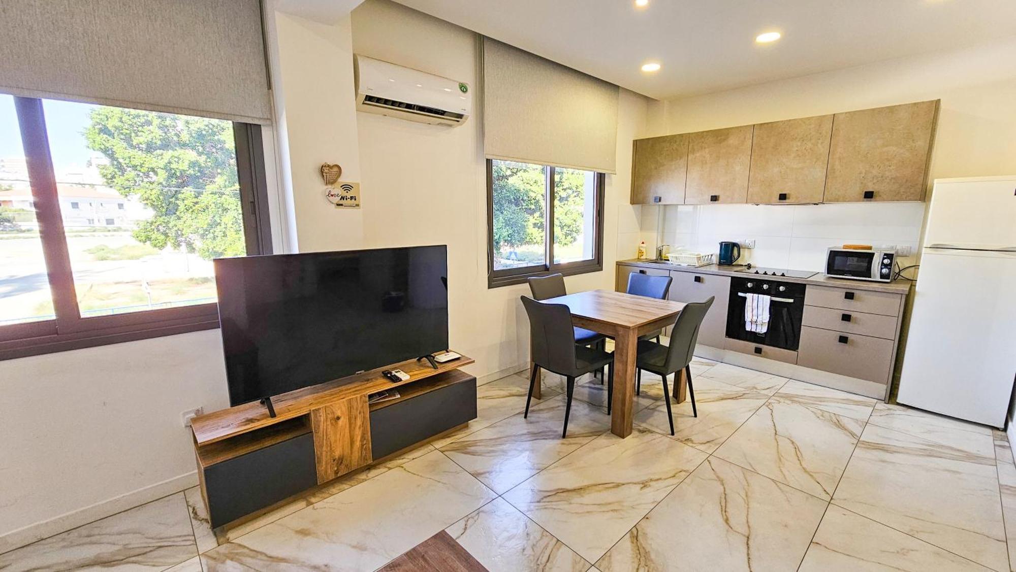 Mimi'S Sunny Beach Apartment لارنكا المظهر الخارجي الصورة